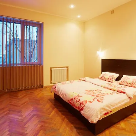 Stay Apartments Lviv *