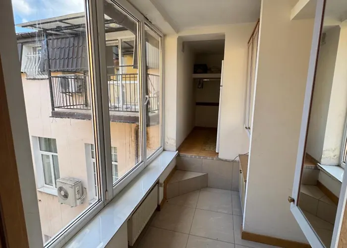 Stay Apartments Lviv * לבוב